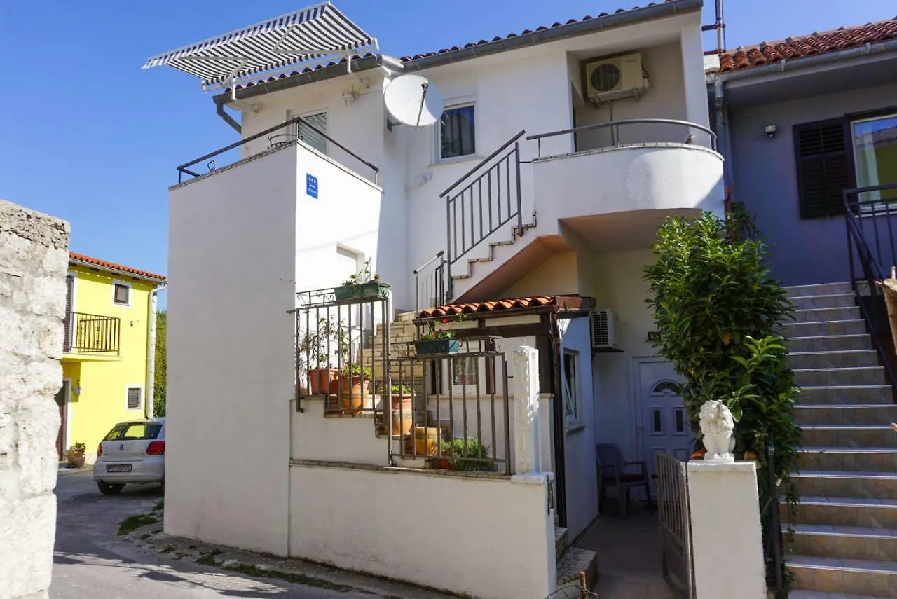 Sonja Apartment Premantura