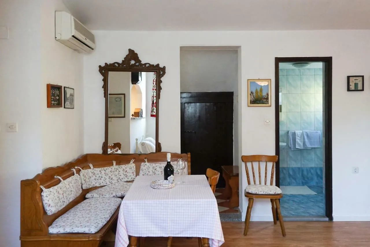 Sonja Apartment Premantura