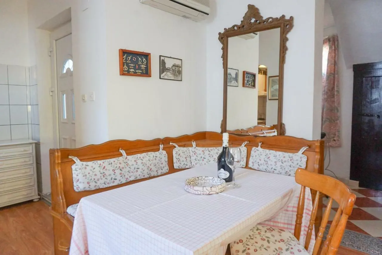 Sonja Apartment Premantura Croatia